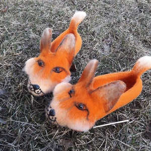 Womens Ladies Felt Slippers .Foxes.Chanterelle.Wool. Felt Slippers. Wool Home Shoes.Leather.Gefilzte hausschuhe pferd.Good gift.