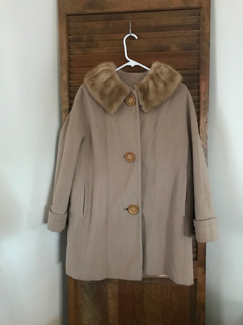 Vintage Jacket with Fur Luxury Coat 1950s 1960s Cashmere and Mink swing coat Vintage fur jacket Einiger Luxury Coat Jackie O jacket 50s