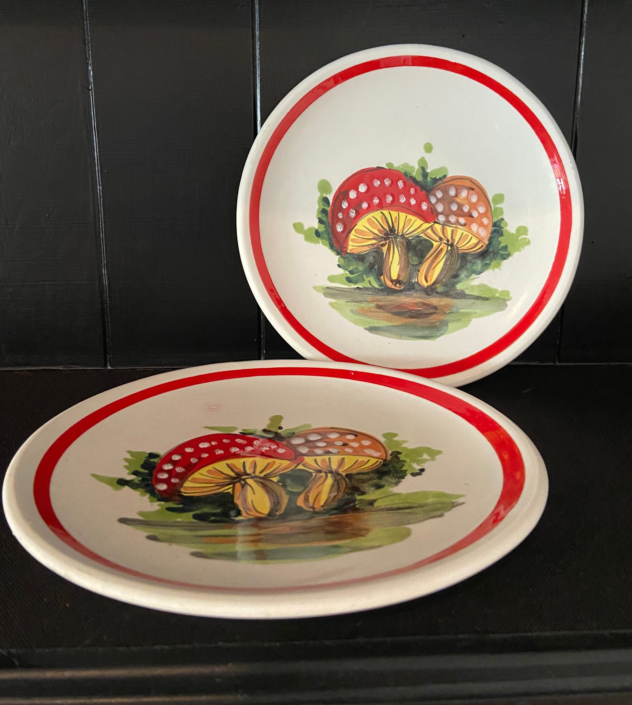 レトロな陶器のきのこ皿2枚セット - Etsy 日本