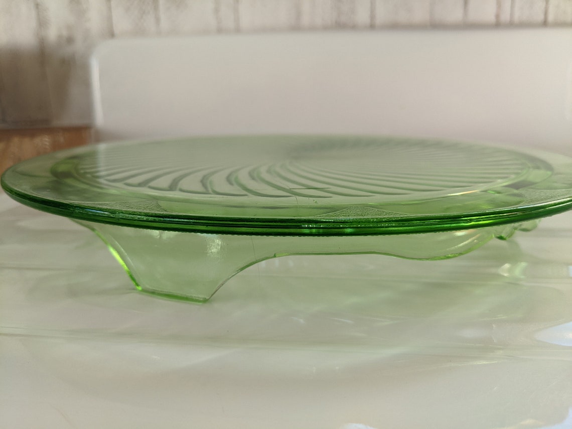 VASELINE GLASS CAKE Plate by Hocking Glass Co. Vintage. Etsy