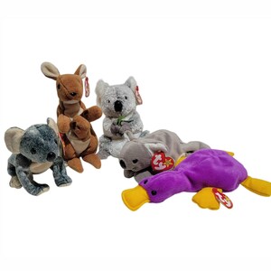Ty Beanie Babies. Vintage Plush Toys. Collectables. Mel 1996, Bonzer 2003, Pouch 1996, Patti 1993, Eucalyptus 1999.
