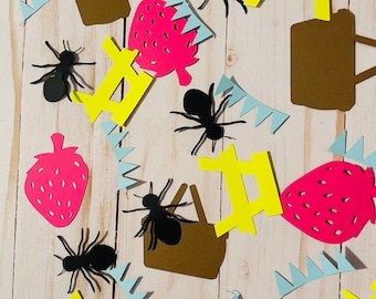 Picnic birthday party baby shower table top confetti / ants/ basket/ pendent banner/ strawberry / picnic table