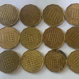 Lot of 12 British 3 Pence Queen Elizabeth II Reign