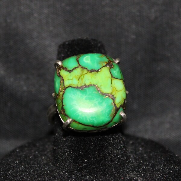 Vintage, two-tone green gemstone set in sterling silver ring