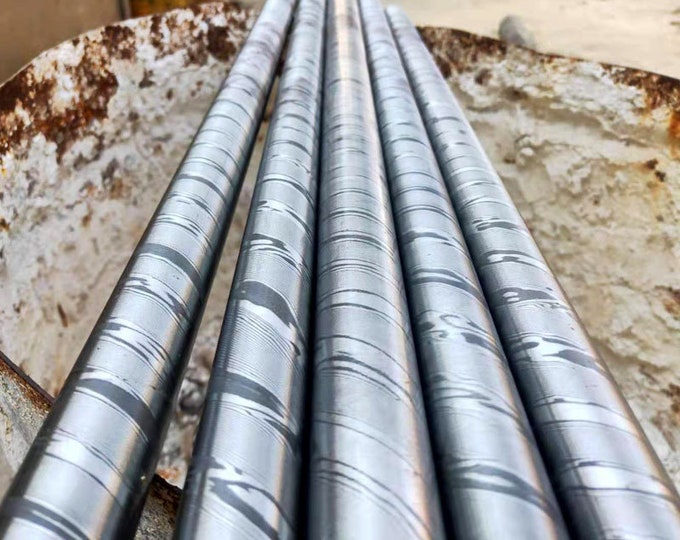 1.125" Diameter Twist Pattern Damascus Stainless Round Rod