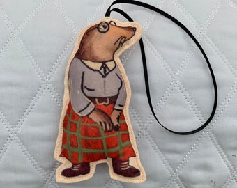 Mrs Mole--Felt -Handmade-Decoration
