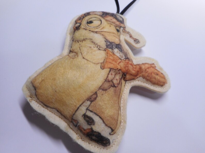 Wind in the Willows-Felt Handmade-Decoration Mr Toad goes for a drive