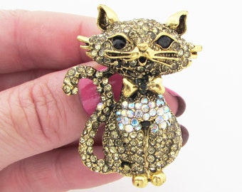 Cat Brooch, Gold Cat Brooch, Cat Jewellery Brooch, Tabby Brown Cat Brooch, Gift for Cat Lover, Cat Jewelry, Pretty Cat Jewellery
