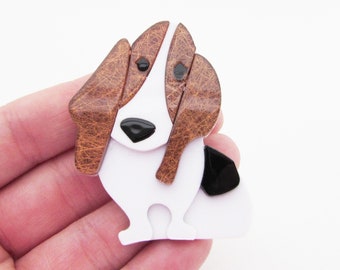 Dog Brooch, Cute Dog Brooch, Gift for Dog Lovers, Basset Hound Dog Brooch, Hound Dog Jewellery Brooch, Present for Vet Nurse, Dog Jewellery