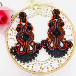 Handmade soutache earrings, wanderlust jewelry, Beaded Soutache earring, soutache earrings purple, soutache jewelry, soutache cord