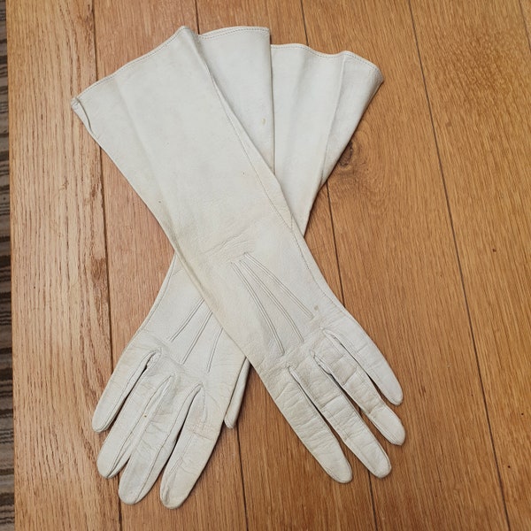 Antique gloves 1910 - 1920   HAYFORDS of SLOANE ST.