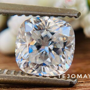 White D Color 5 MM To 10 MM Moissanite Manual Hand Cushion Cut Gemstone Loose Brilliant Stone By Excellent Cut For Jewelry Making