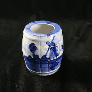Delft Blue Small Barrel Shaped Vessel