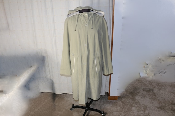 Kiretta De Luxe Lightweight Hooded Mid-Length Jac… - image 1