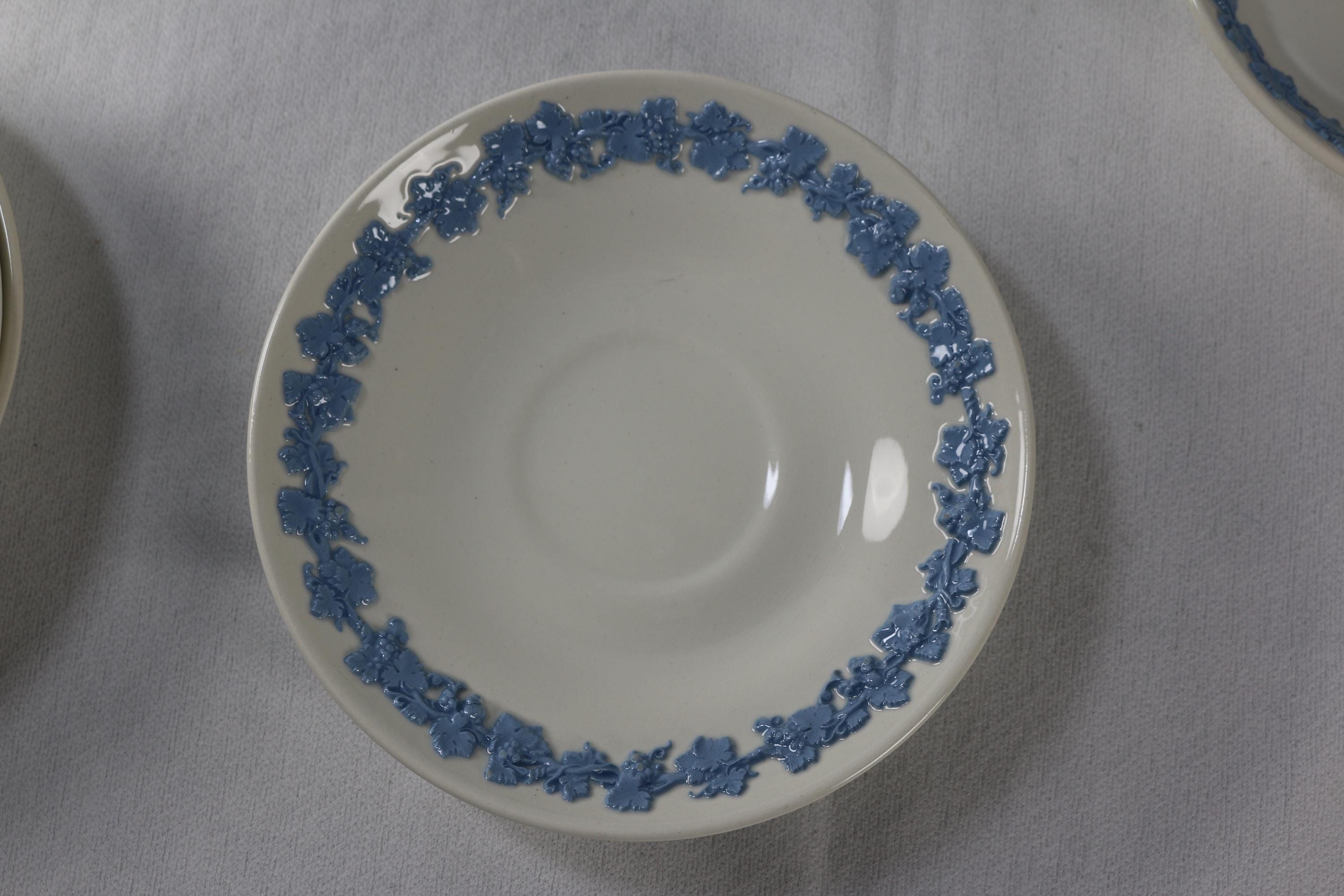 Queensware Identification Wedgwood Queensware Blue on White Mixed Lot: 3 Saucers and 1 Fruit Bowl ...