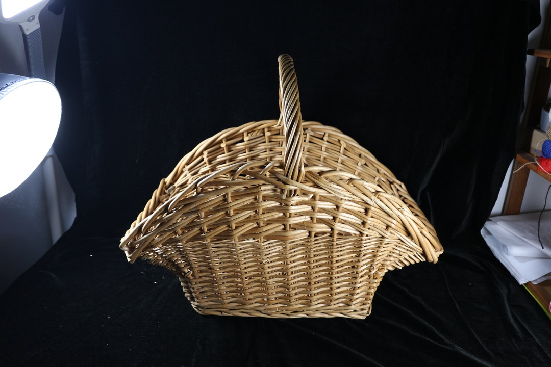 Large Vintage Wicker Flower Gathering Basket Etsy