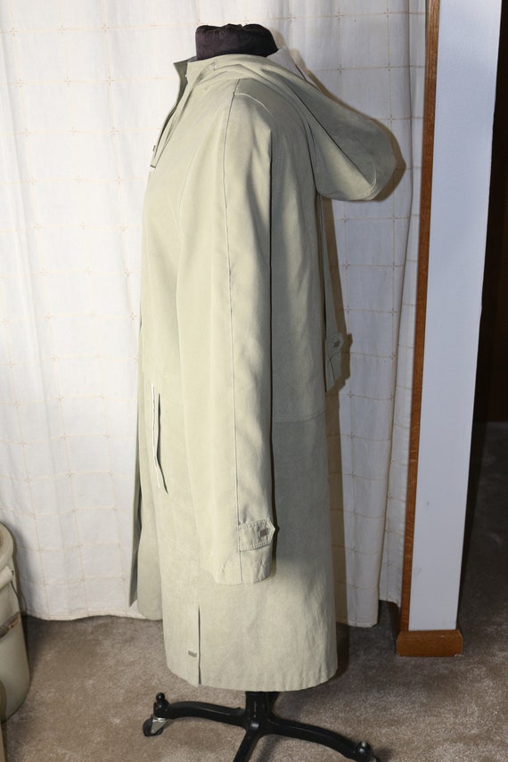 Kiretta De Luxe Lightweight Hooded Mid-Length Jac… - image 3