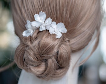 Bridal Floral Hair Comb, Translucent Flower Comb, Wedding Hair Accessory, Soft Ethereal Bridal Piece
