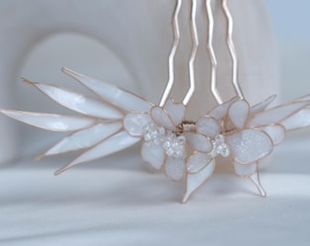 Floral Bridal Hair Comb – Ivory Flowers, Pearl Wedding Hair Piece, Elegant Leaf Bridal Headpiece