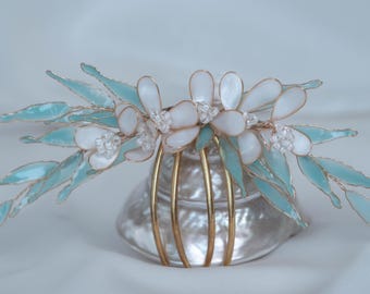Bridal Hair Comb, Blue Floral Wedding Hair Comb, Resin Flower Comb, Teal Leaf Hair Piece, Bridesmaid Hair Accessory