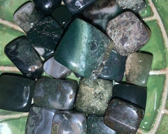 Moss agate tumble stones/ heart chakra