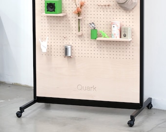 Pegboard FlexiMove: The customizable mobile wall on wheels made in France