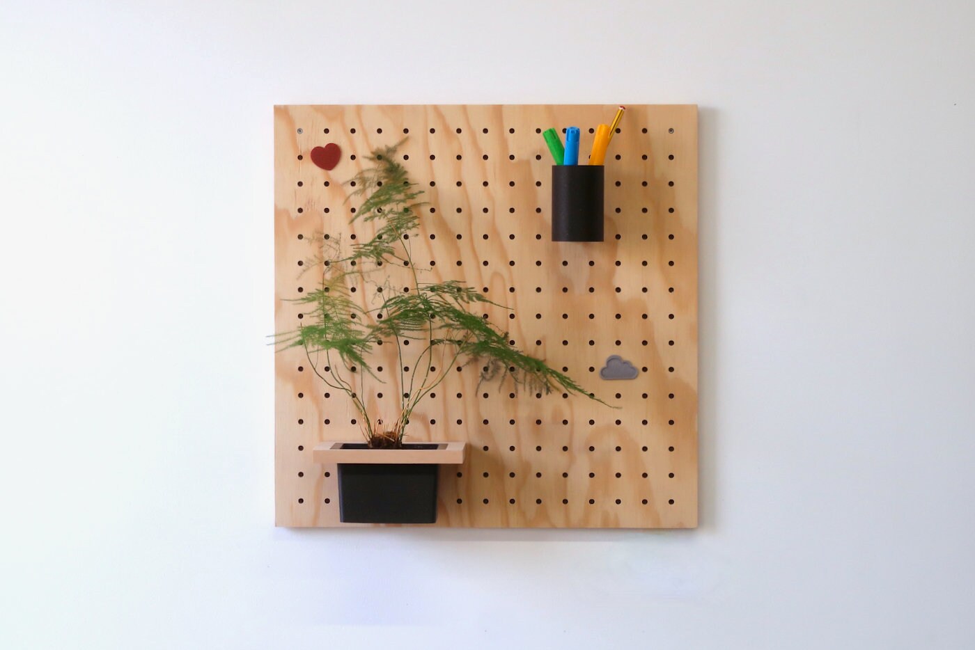 Panneau Perforé Pegboard
