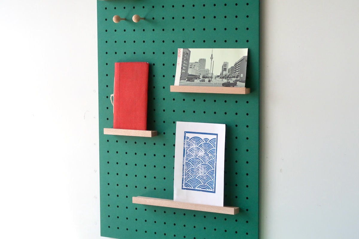 Cimaises Support à Photos en Bois Pour Pegboard - Accessoires Livres, Exposition, Présentoir et Créa