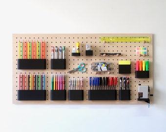 Tout-en-un Bureautique : le kit Pegboard Quark et ses fournitures de bureau Deli