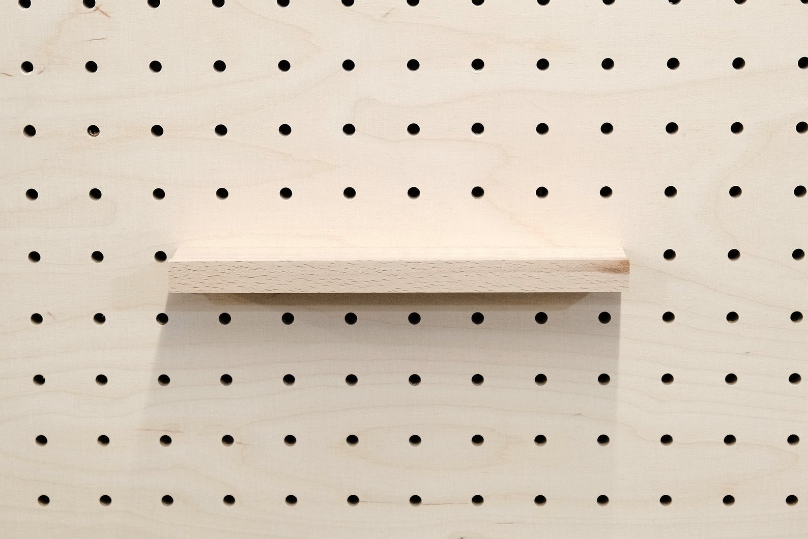 Wooden Picture Rails for Pegboard - Accessories for Books, Exhibits ...