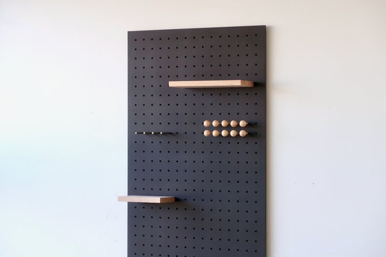 Pegboard panneau perforé 96x48 cm Etagère Murale Modulaire Rangement design chambre et salon Valchromat Noir image 7