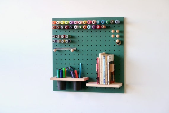 Pegboard panneau perforé 48x48 cm : Etagère Murale Modulaire