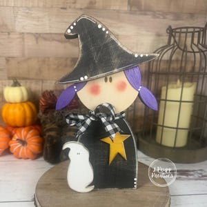 Spooky Wood Witch Farmhouse Halloween Décor, Rustic Charm, Primitive Style