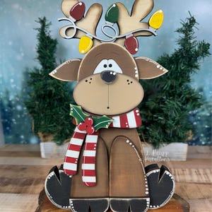 Handcrafted Christmas Reindeer Shelf Decor - Add a Rustic Charm to Your Home