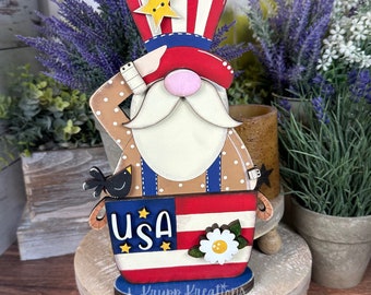 Charming Uncle Sam Gnome Shelf Sitter for Patriotic Vibes