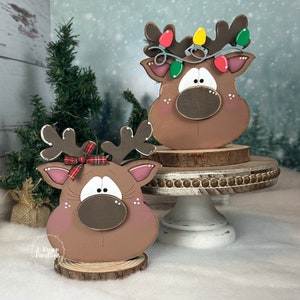 Wooden Reindeer Decoration - Farmhouse Holiday Accent