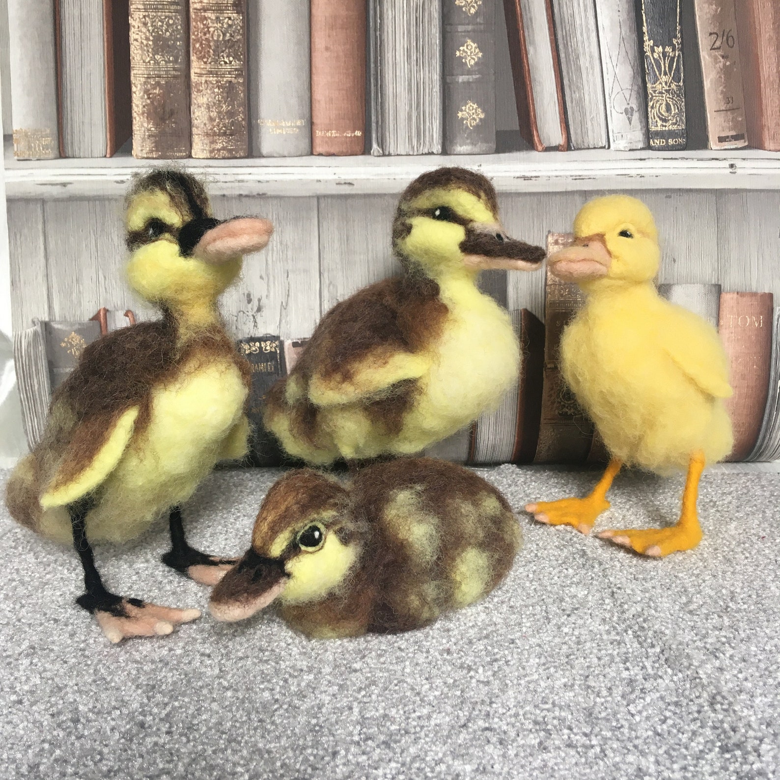 Doindute Baby Yellow Duck Soft Stuffed Animal Security Blanket, Plush Duck Character Lovey Blanket, Baby Shower/Nursery Gift, Newborn