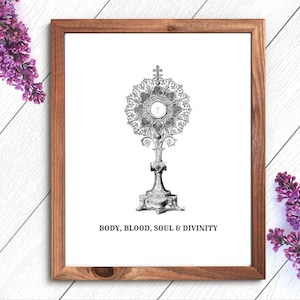 Printable Eucharist Wall Art Digital Download Traditional Catholic Home Art Decor Monstrance Wall Art Blessed Sacrament Wall Art