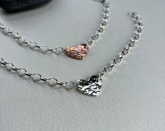 Hammered heart chain bracelet