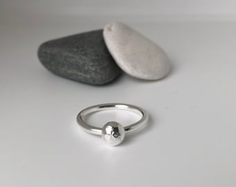 Silver pebble ring - sterling silver - contemporary ring