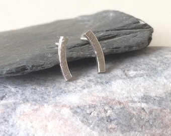 Silver curved bar stud earrings