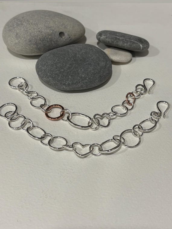 Handmade jumble bracelet with heart
