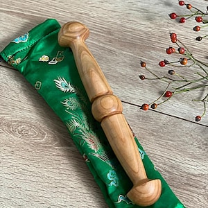 Exclusive small Tai Chi Ban made from sweet-cherry - Guide or Taiji Ruler and a beautiful satin storage bag.