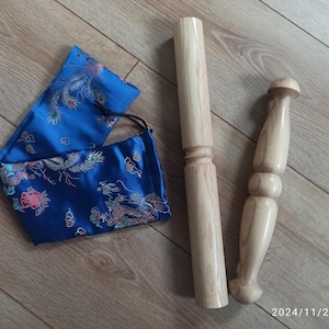 Gift set - 2 Exclusive Tai Chi Ban: Rod for Taiji and Guide or Taiji Ruler and a beautiful blue satin storage bag.