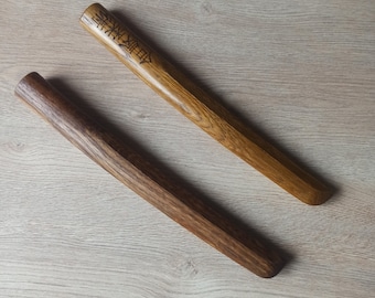 Tanto, Holzmesser, Messer für Tranings Aikido und Tantojutsu, aus englischer Eiche (Quercus robur) gefertigt.