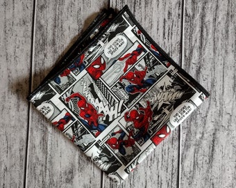 Pañuelo de bolsillo de tela con licencia de cómic de Spiderman: Pañuelo de algodón. Juego de pajarita opcional. Hecho a mano por encargo.