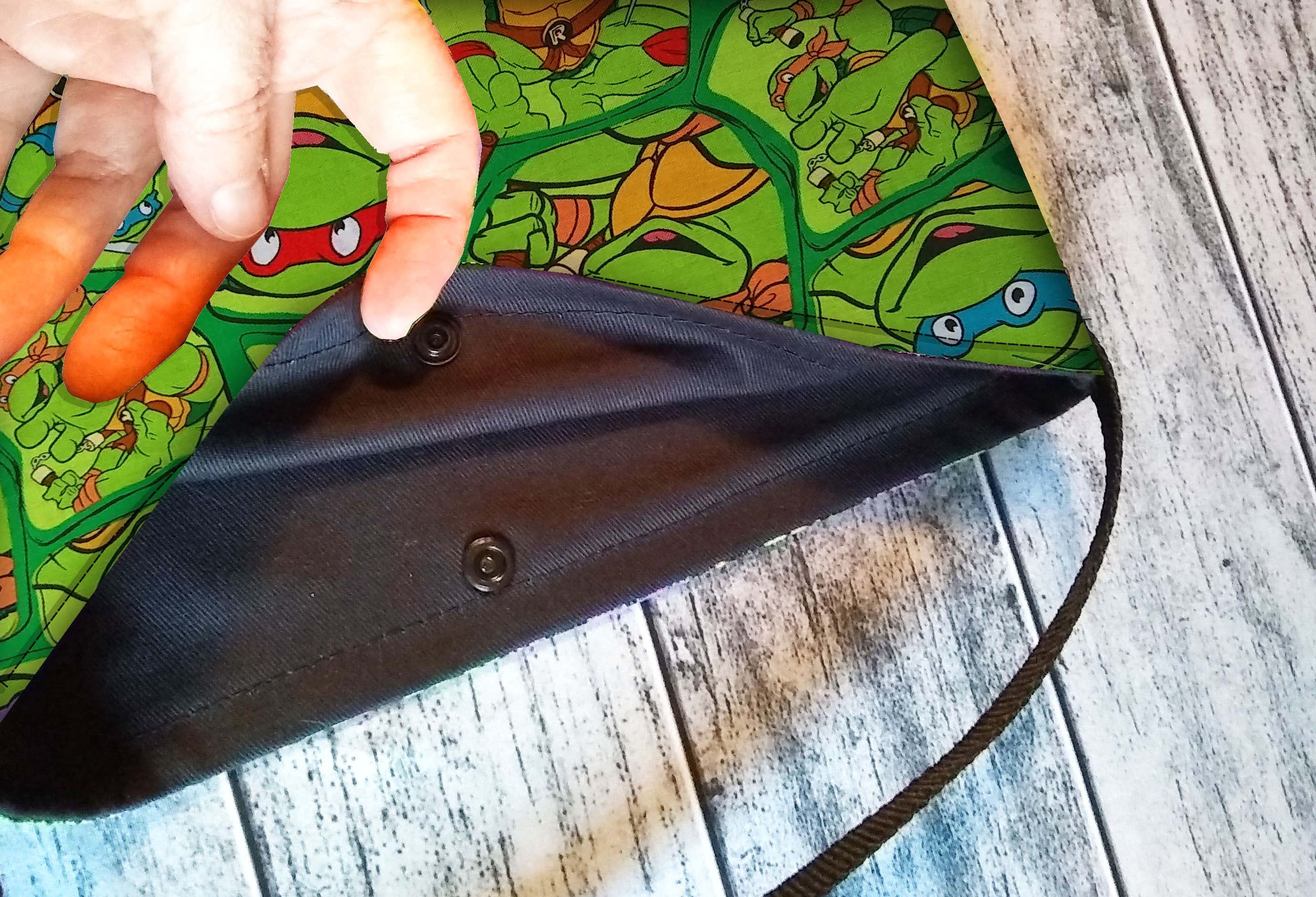 【DISCERNMENT】Simple Turtle Mini Bag Amazon.com: Snilety Sea Turtle Embroidery Project Bag with