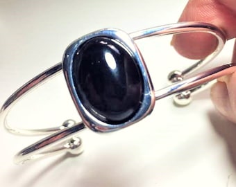 Black Onyx Bangle, Black Onyx Bracelet, Silver Gemstone Cuff Bracelet, Silver Cuff Bracelet, Silver Stone Bracelet, Gemstone Bangle, Gifts