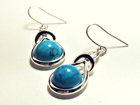 fish design earrings