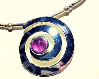 spiral necklace with amethyst,amethyst spiral,spiral pendant,spiral choker,amethyst jewellery,amethystjewelry,boho choker,wicked fish design